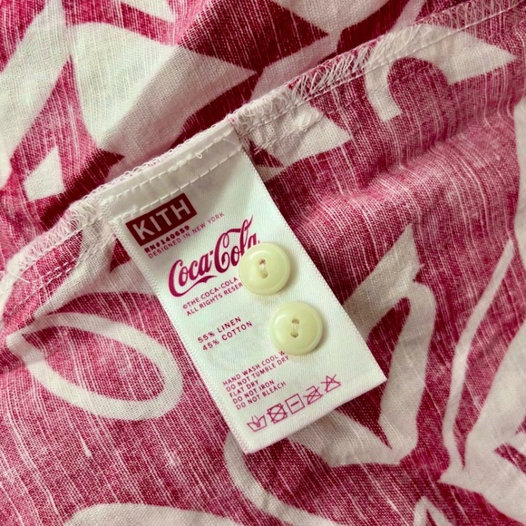 KITH Coca-Cola - Picture 4 of 5